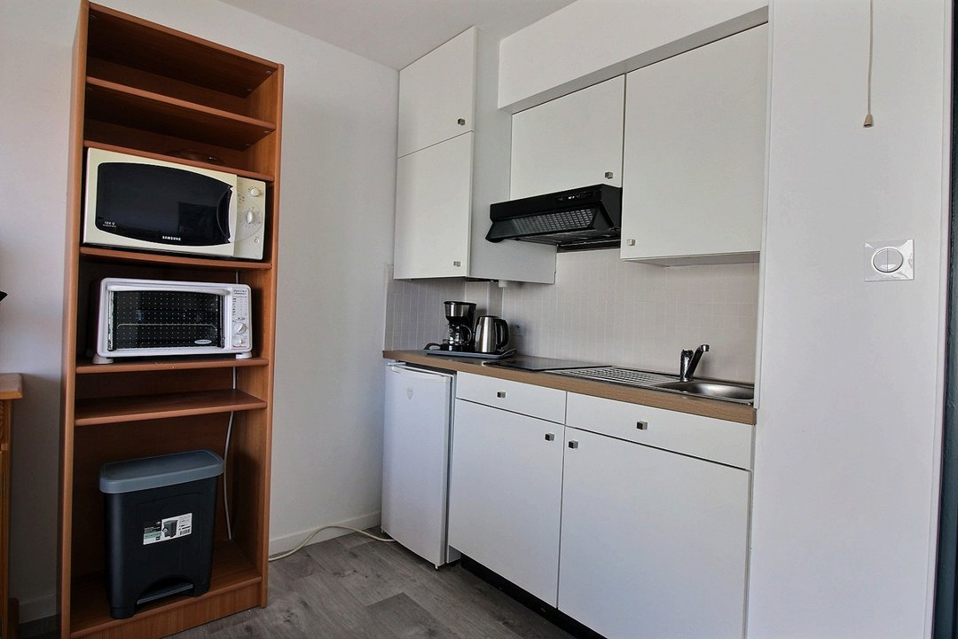 /picture/helios/116215201/QUEENVICT F2/3_2026-01-01CET00h00-13.jpg